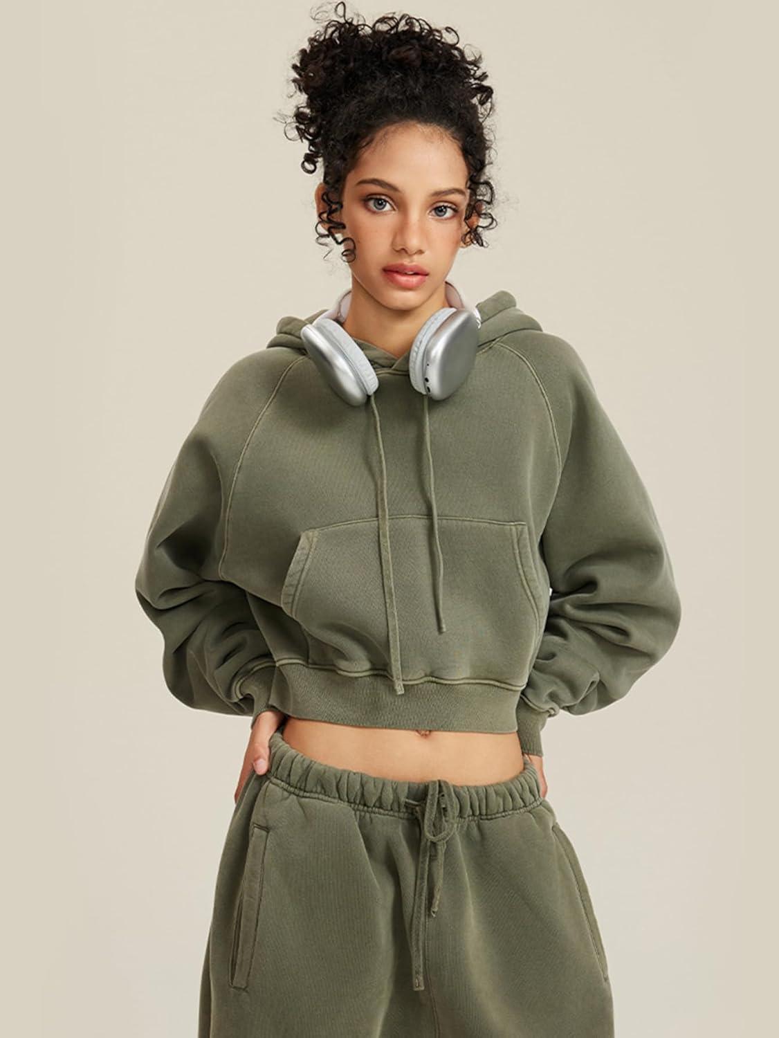 imageGihuo Womens Cropped Hoodie Acid Wash Fleece Lined Oversized Short Pullover SweatshirtArmygreen