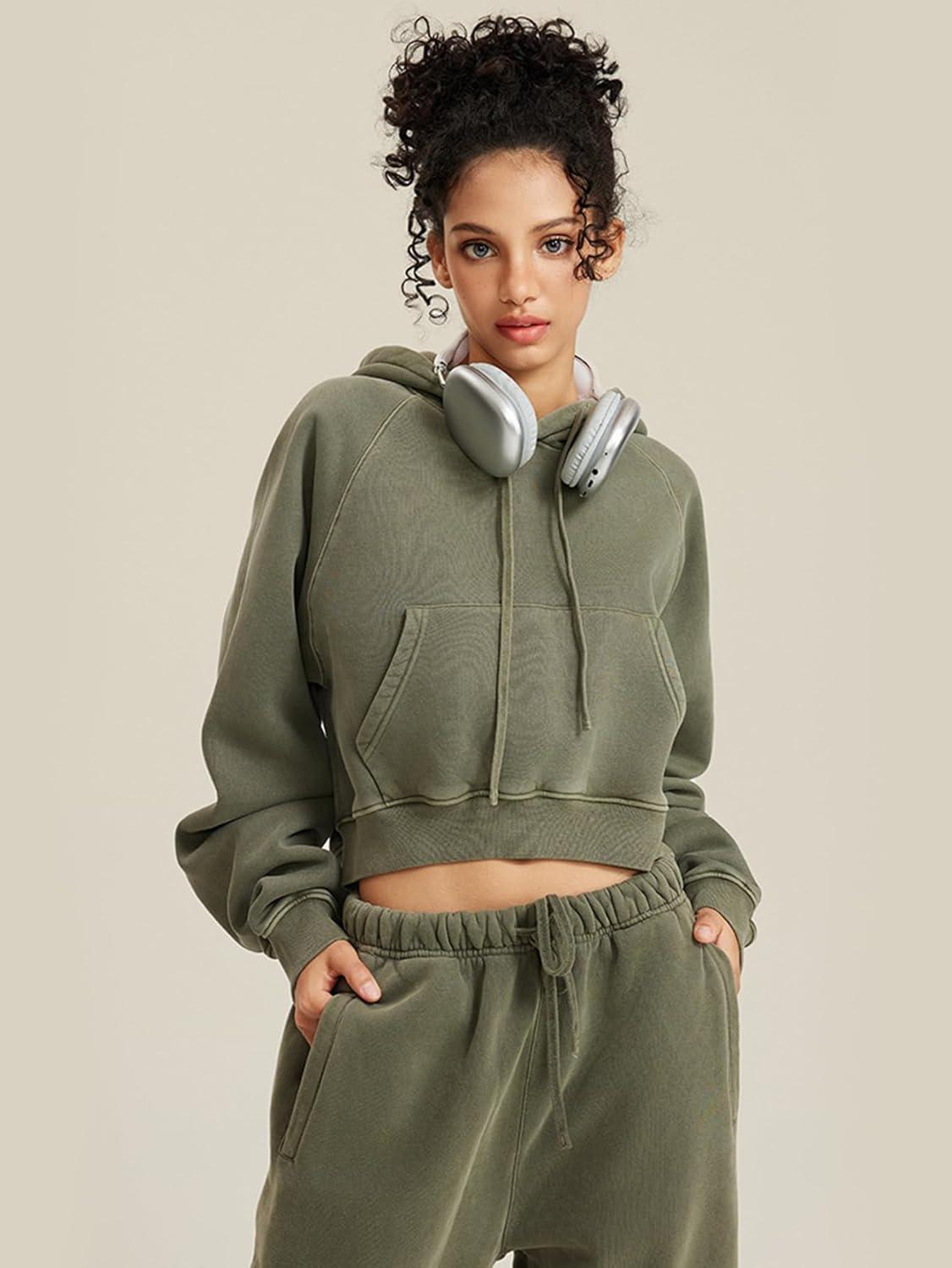 imageGihuo Womens Cropped Hoodie Acid Wash Fleece Lined Oversized Short Pullover SweatshirtArmygreen